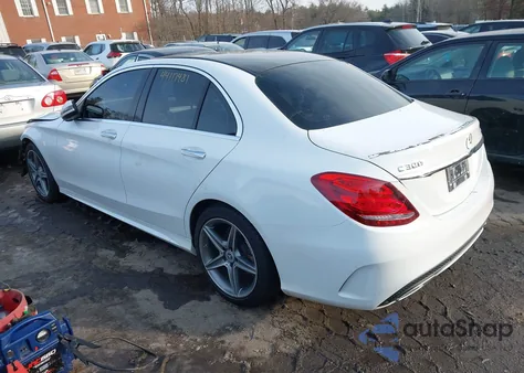 2016 Mercedes-Benz C 300 Sport 4Matic из США, поврежденный, VIN 55SWF4KB4GU137077